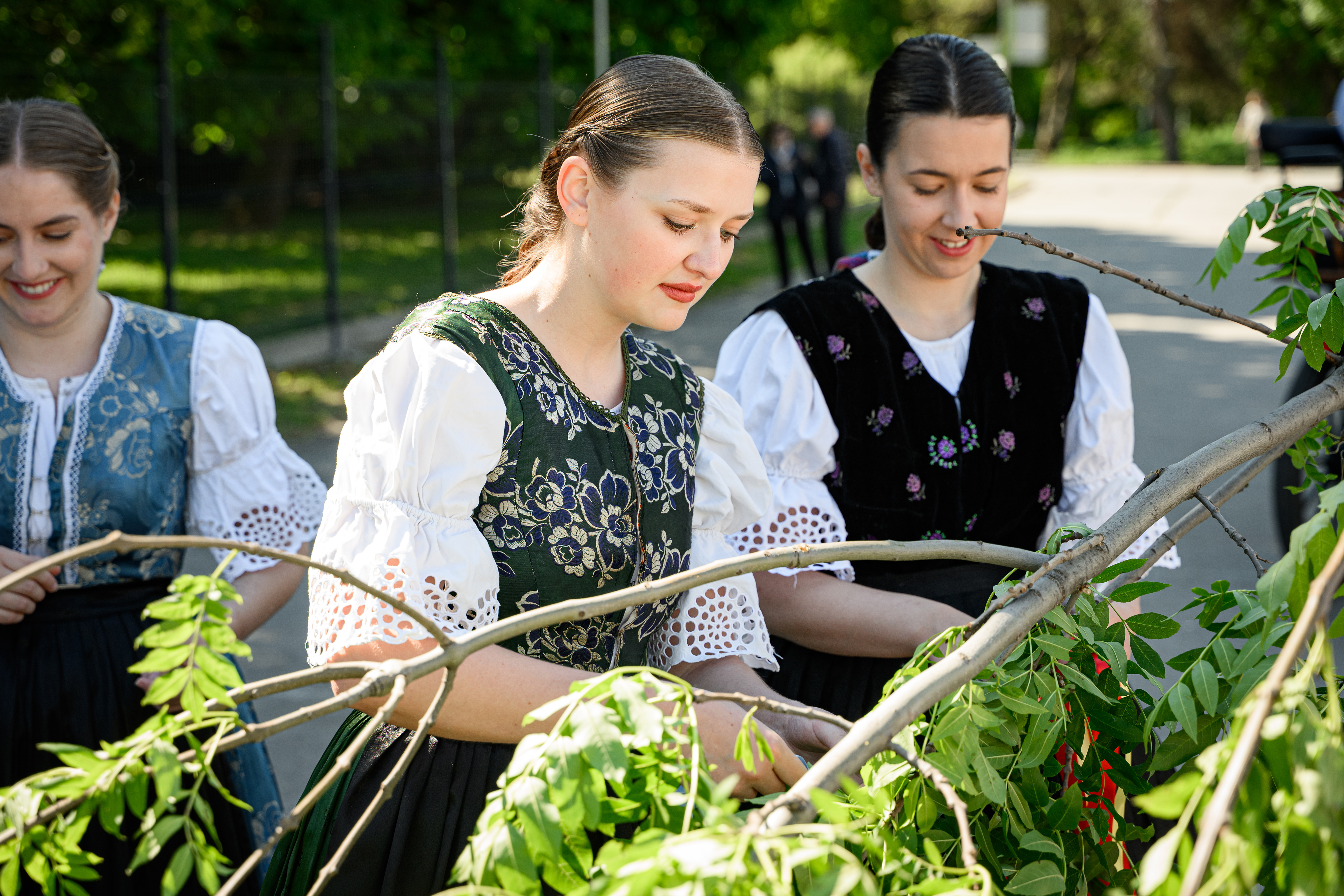 Stavanie maja_26-051.jpg